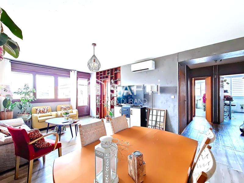 Appartement - 99 m² - 5 pièces