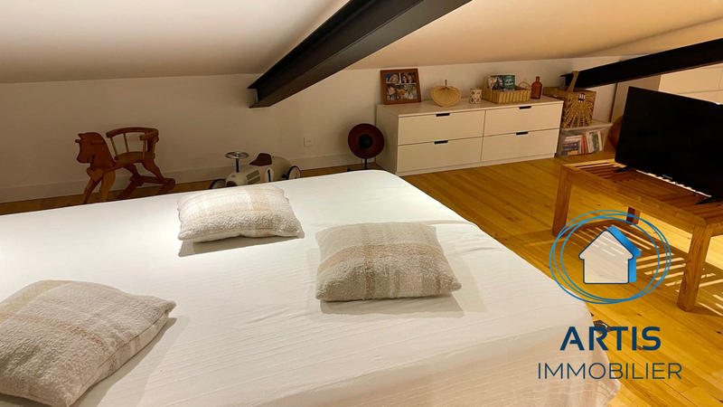 Duplex - 94 m² - 4 pièces