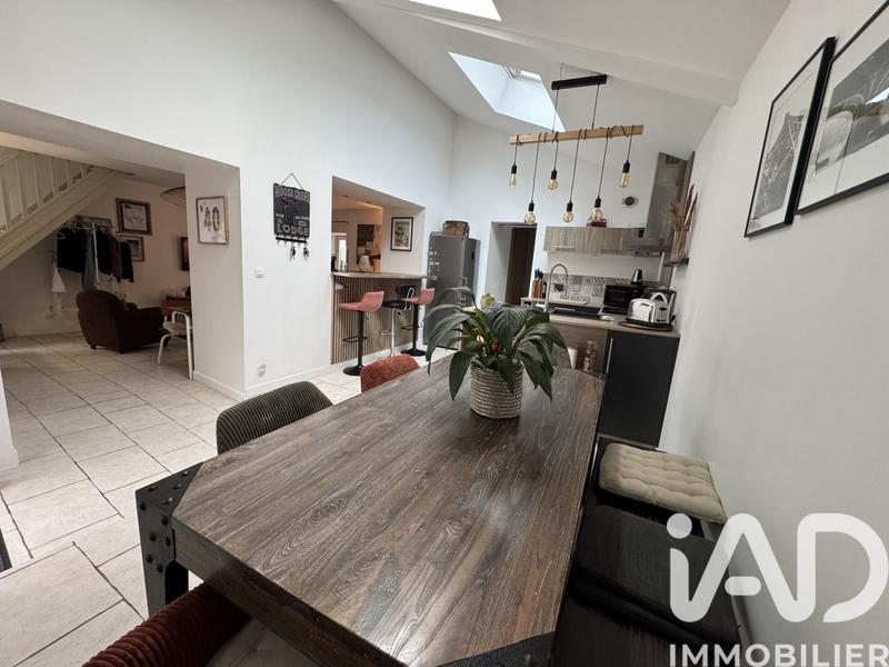 Maison - 88 m² - 4 pièces
