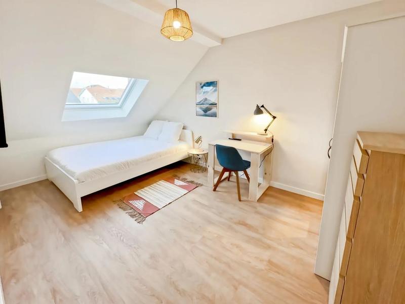 Maison - 158 m² - 10 pièces