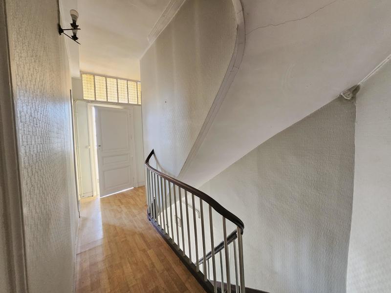 Maison de maîtres - 230 m² - 8 pièces