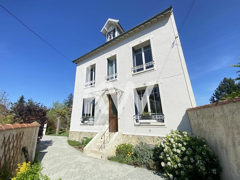 Maison - 191 m² - 7 pièces