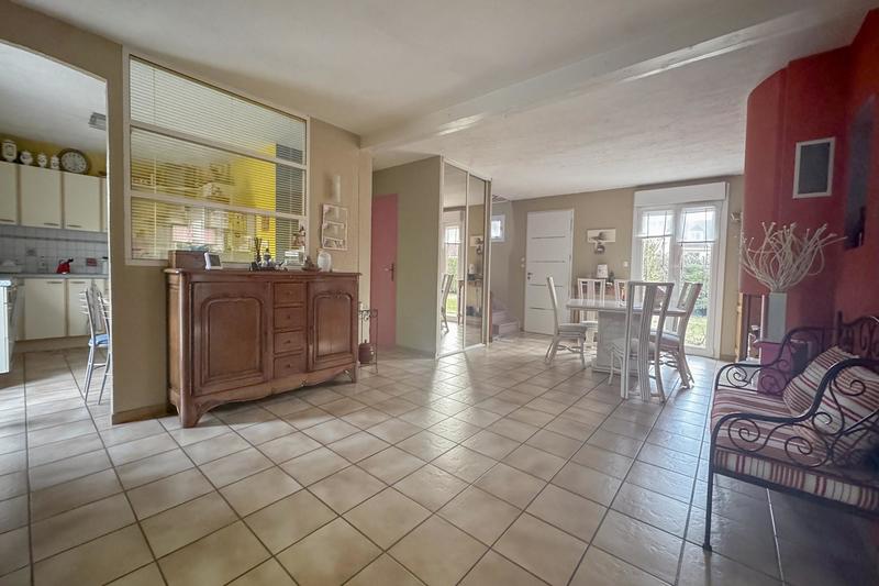 Maison - 133 m² - 6 pièces