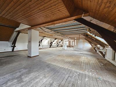 Appartement - 155 m² - 2 pièces