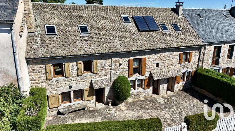 Maison - 199 m² - 9 pièces