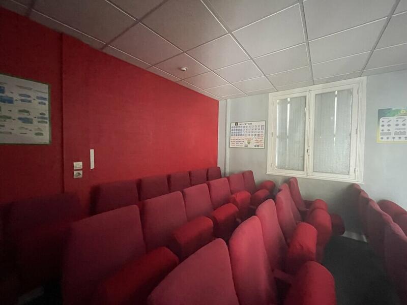 Local commercial - 77 m²