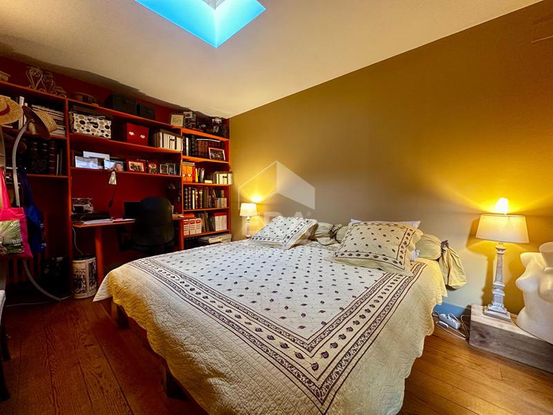 Hôtel particulier - 230 m² - 6 pièces