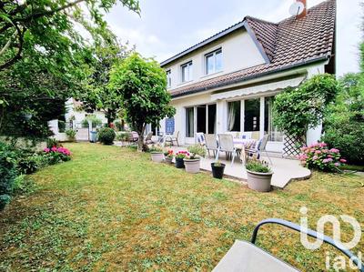 Maison - 142 m² - 5 pièces