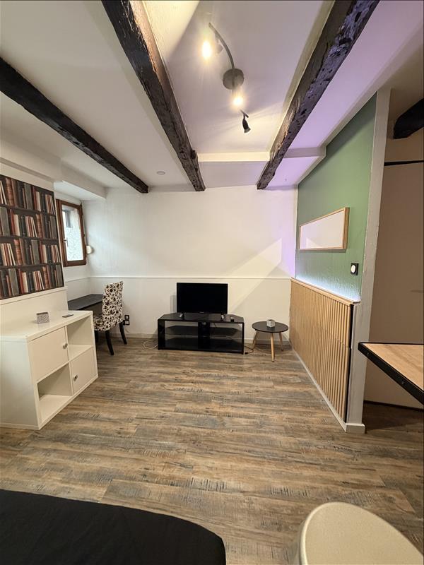 Studio - 21 m² - 1 pièce