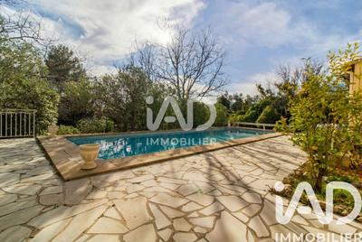 Maison - 141 m² - 5 pièces