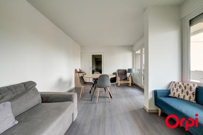 Appartement - 75 m² - 3 pièces