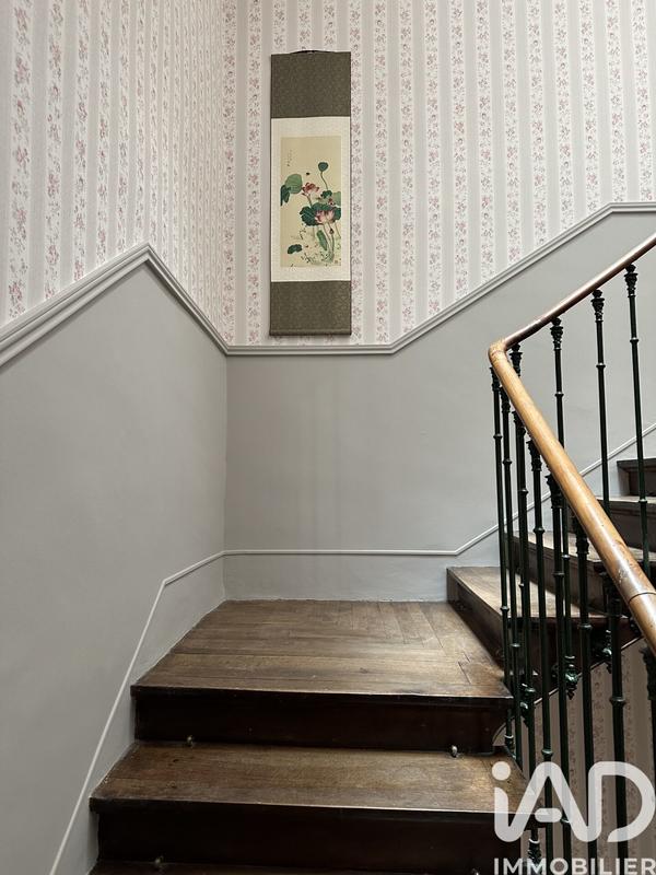 Maison - 483 m² - 12 pièces