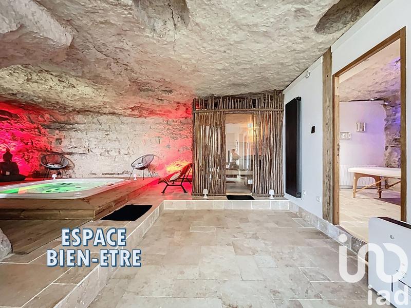 Maison - 362 m² - 13 pièces