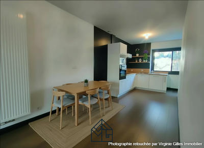 Maison - 111 m² - 4 pièces