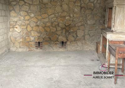 Parking / Garage - 18 m²