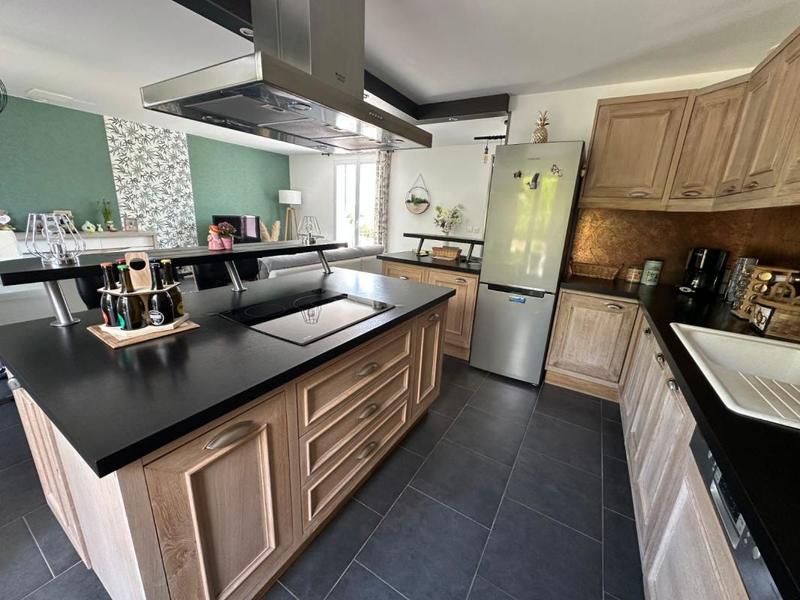 Maison - 95 m² - 4 pièces