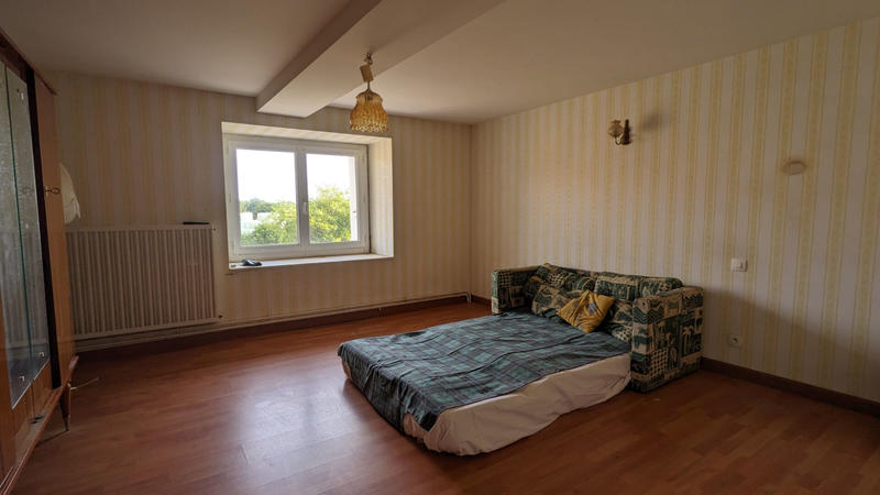 Maison - 189 m² - 9 pièces