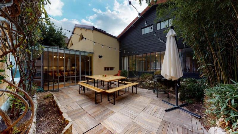 Chambre - 15 m² - 14 pièces