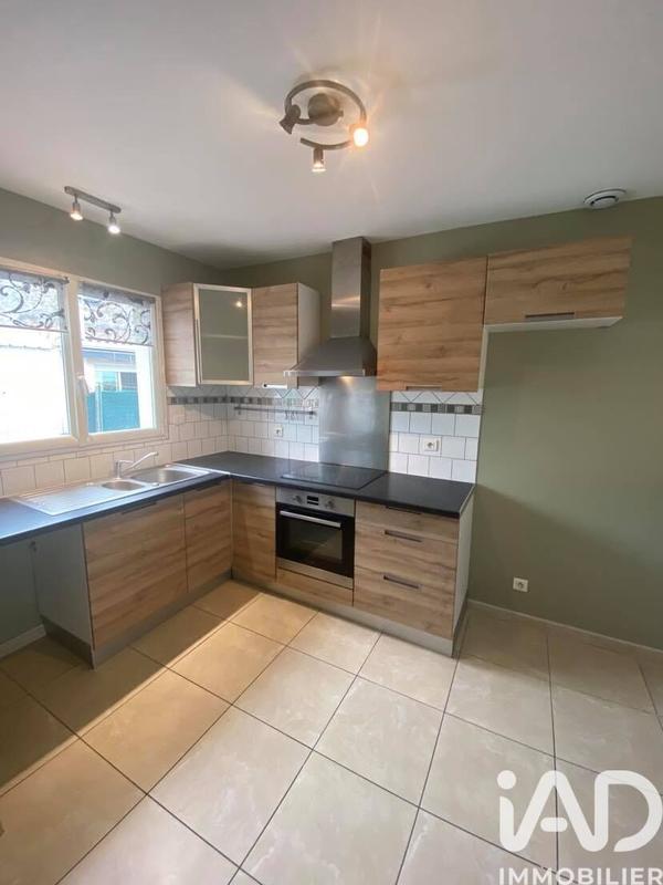 Maison - 93 m² - 5 pièces