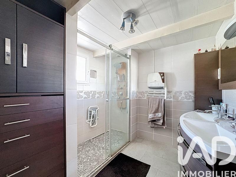 Maison - 200 m² - 6 pièces