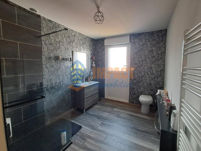 Maison - 208 m² - 5 pièces