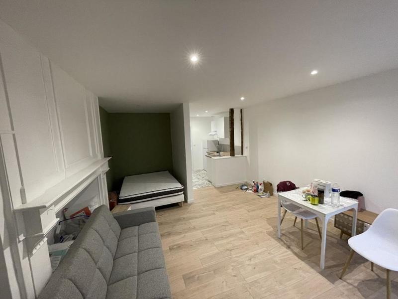 Studio - 28 m² - 1 pièce
