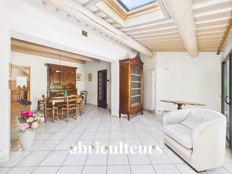 Maison - 94 m² - 5 pièces