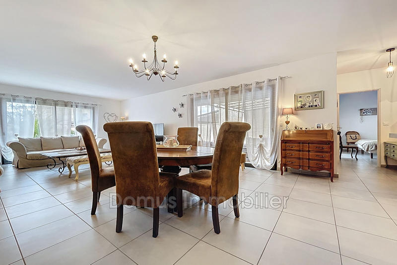 Villa - 93 m² - 4 pièces