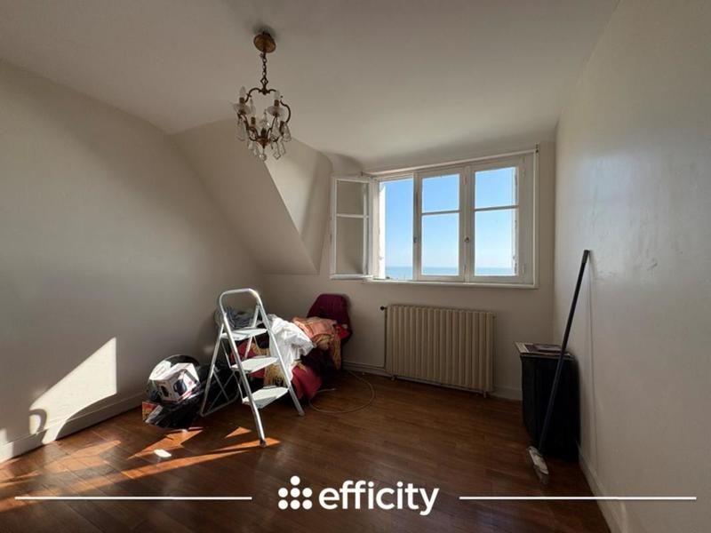 Maison - 117 m² - 7 pièces