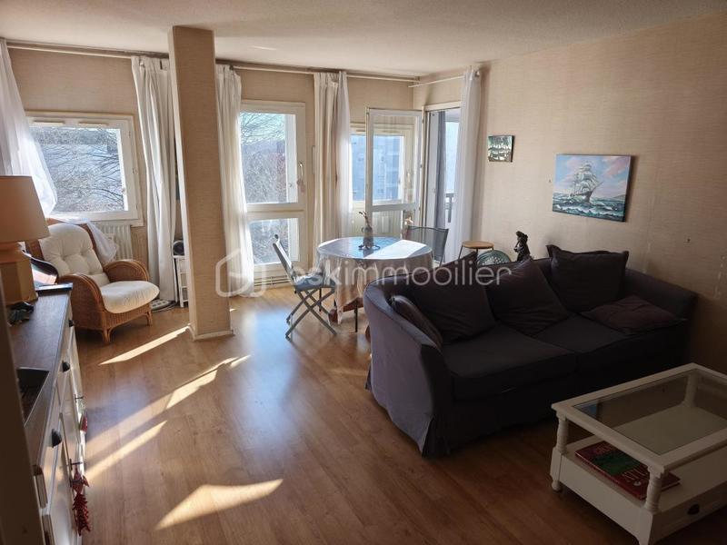 Appartement - 81 m² - 4 pièces