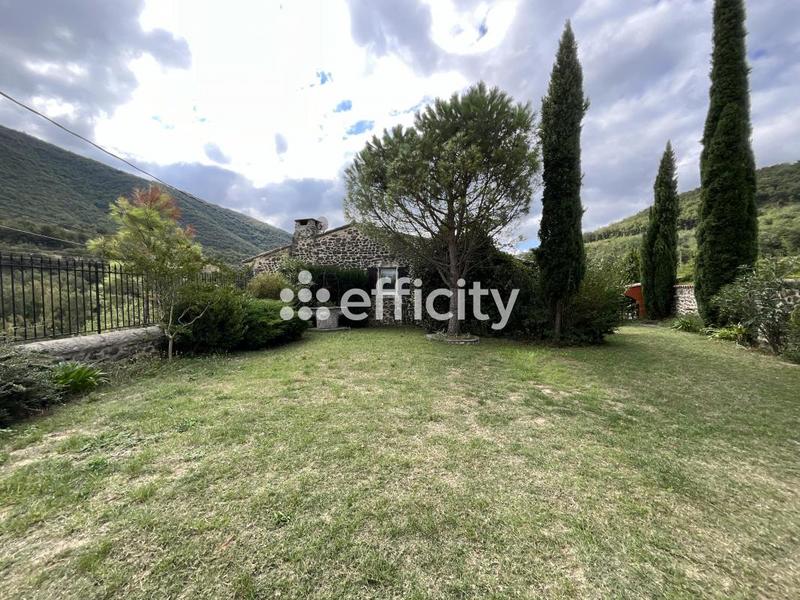 Maison - 195 m² - 10 pièces