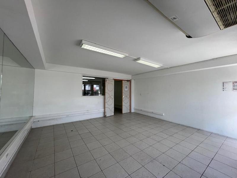 Local commercial - 270 m²
