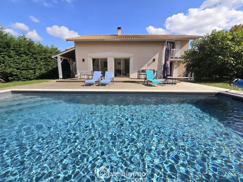 Maison - 161 m² - 5 pièces