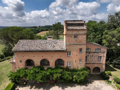Bastide - 301 m² - 9 pièces