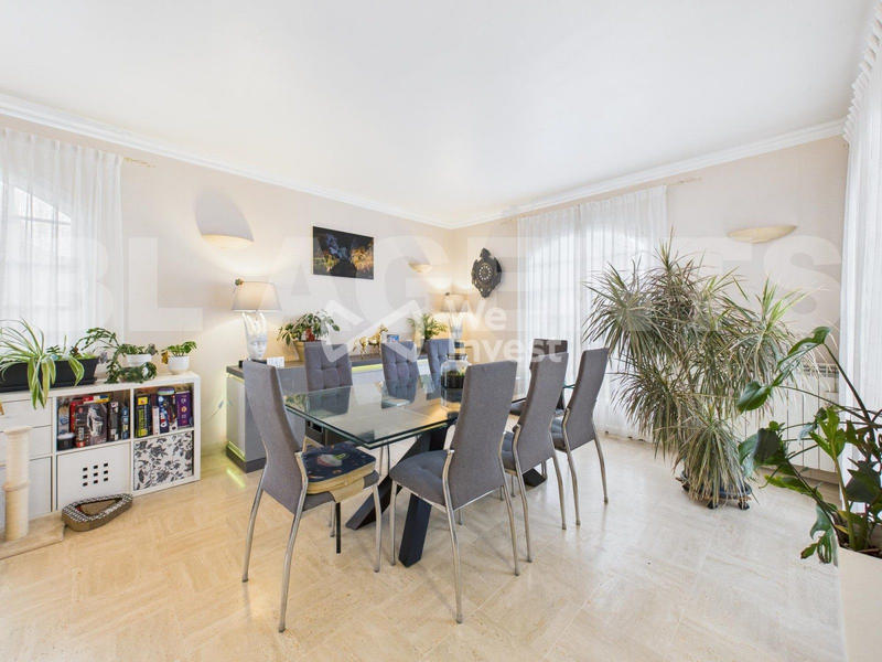 Maison - 140 m² - 6 pièces