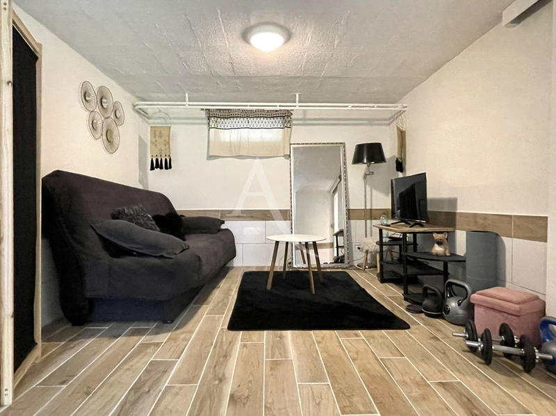 Maison - 180 m² - 6 pièces