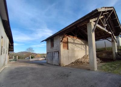 Maison - 170 m² - 8 pièces