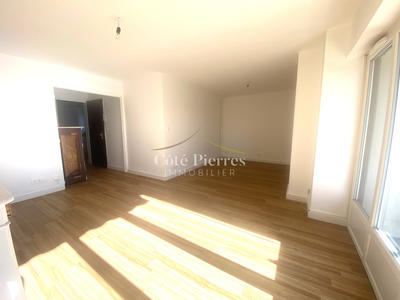 Appartement - 84 m² - 4 pièces