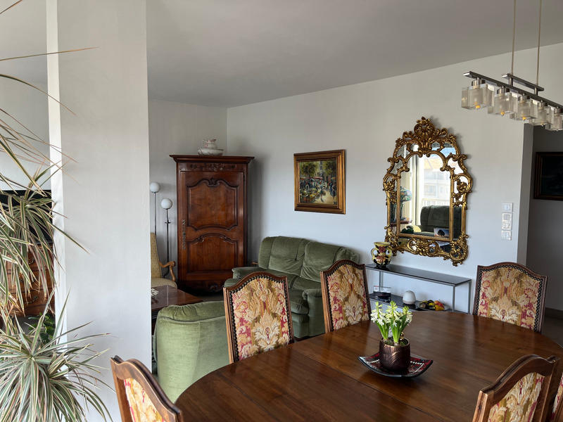 Appartement - 124 m² - 6 pièces