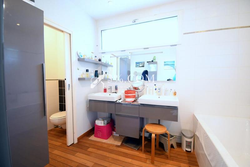 Propriété - 175 m² - 5 pièces