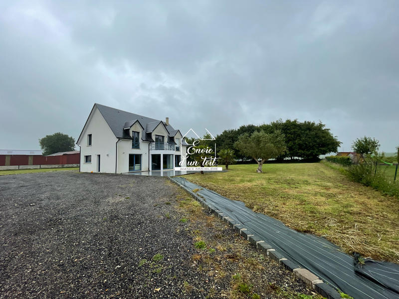 Maison contemporaine - 218 m² - 6 pièces