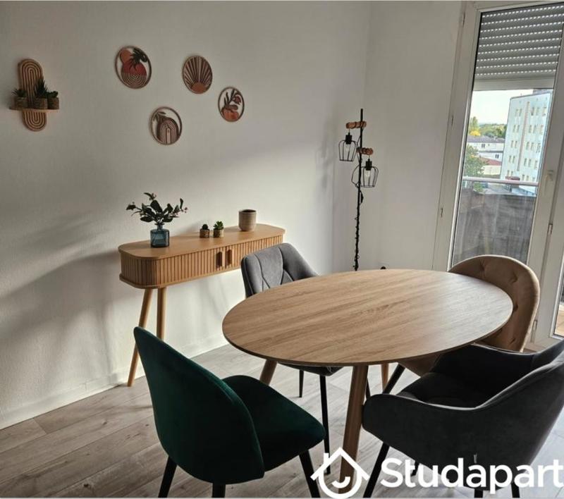 Appartement - 70 m² - 4 pièces