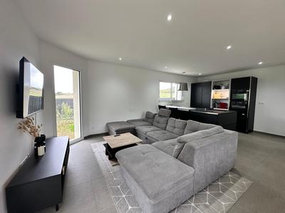 Maison - 141 m² - 5 pièces