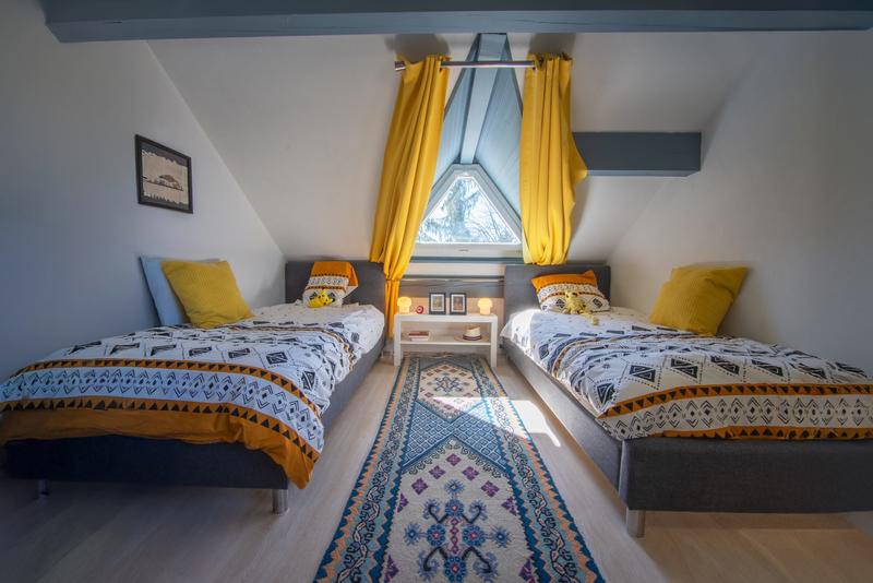 Maison traditionnelle - 209 m² - 8 pièces