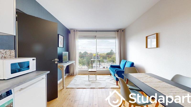 Chambre - 9 m² - 1 pièce