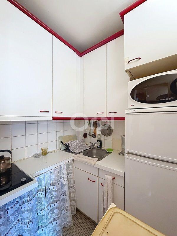 Studio - 27 m² - 1 pièce