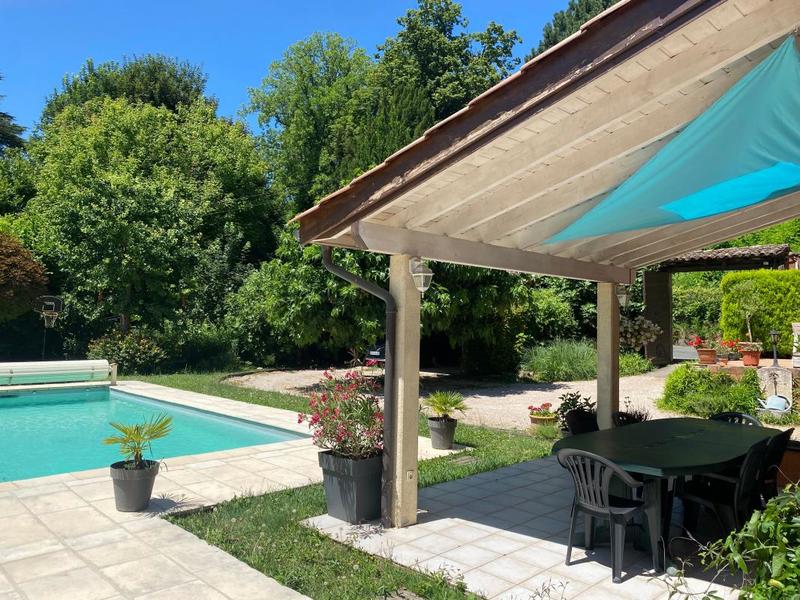 Maison ancienne - 220 m² - 8 pièces