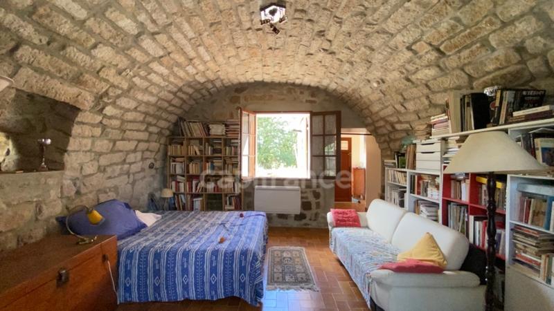 Maison en pierre - 72 m² - 4 pièces