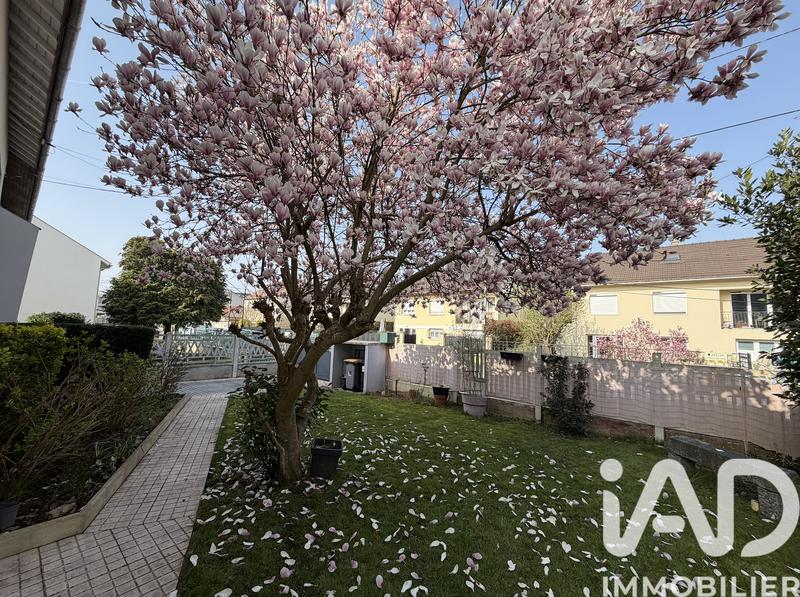 Maison - 175 m² - 8 pièces