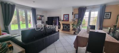 Maison - 107 m² - 6 pièces